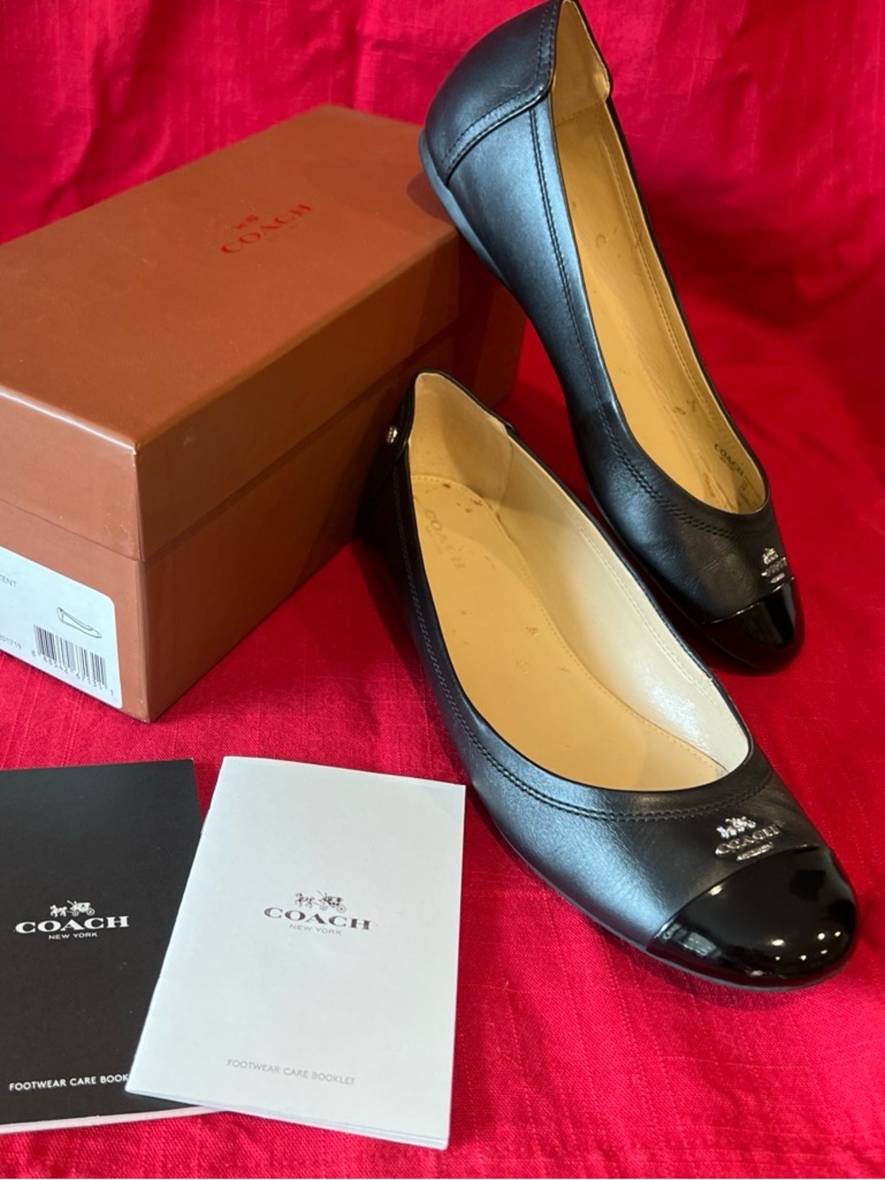 Coach Black Leather Ballet Flats with Patent Cap Toe 9M